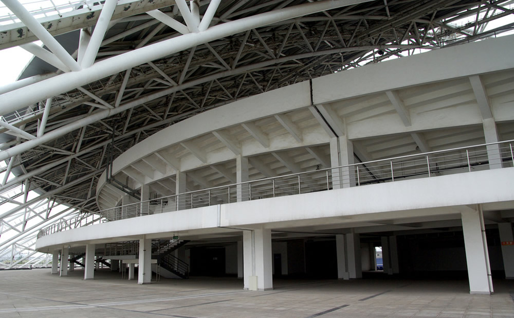 南通体育会展中心的屋面可滑移膜结构
